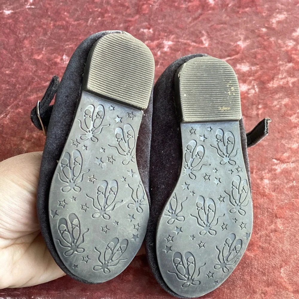 Next velvet baby shoes sz 4